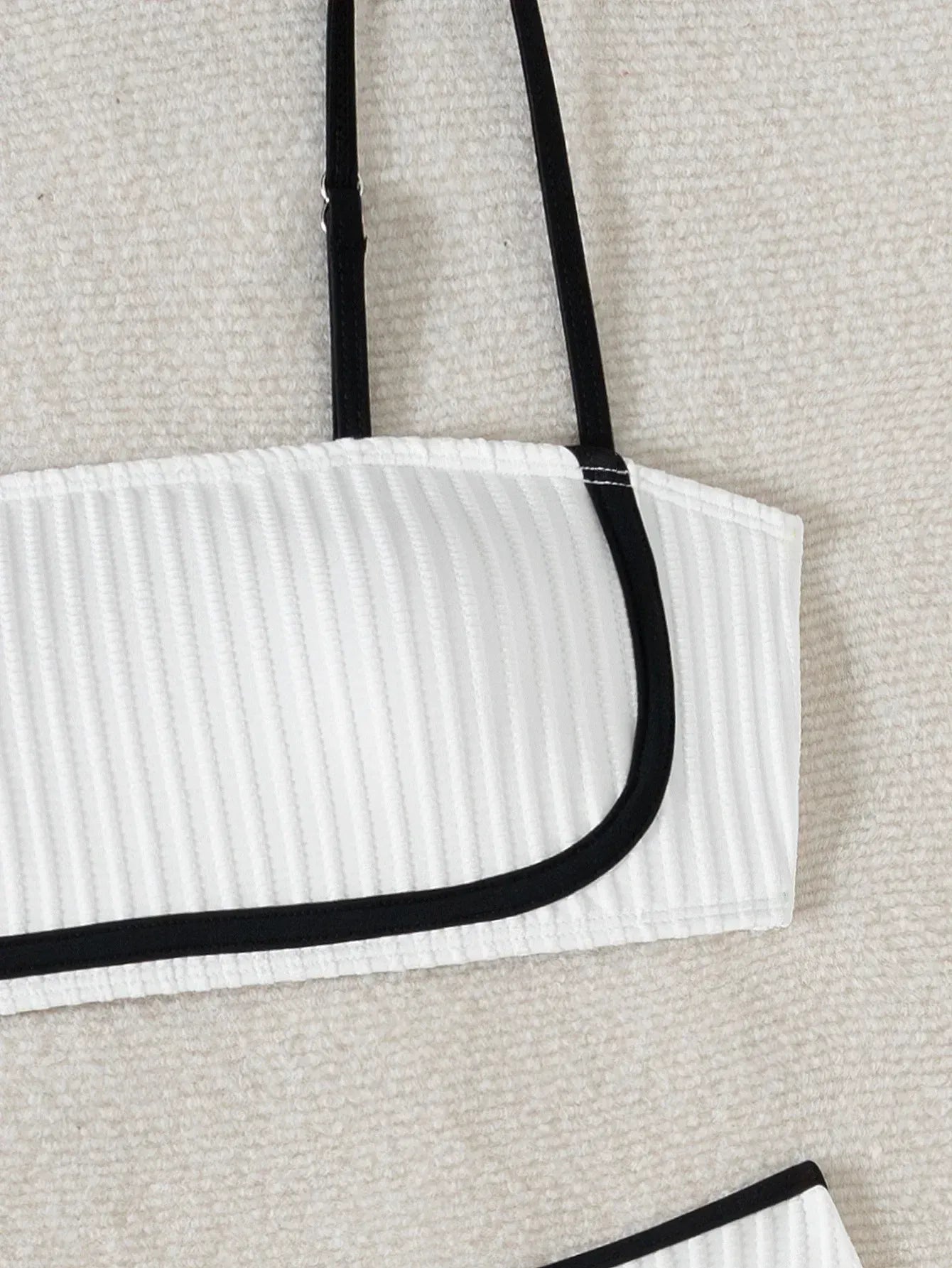 Biquíni Olena Calli